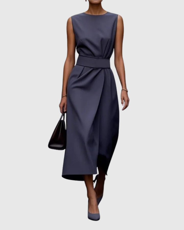 Clarimond | Elegant Dress with Round Neckline