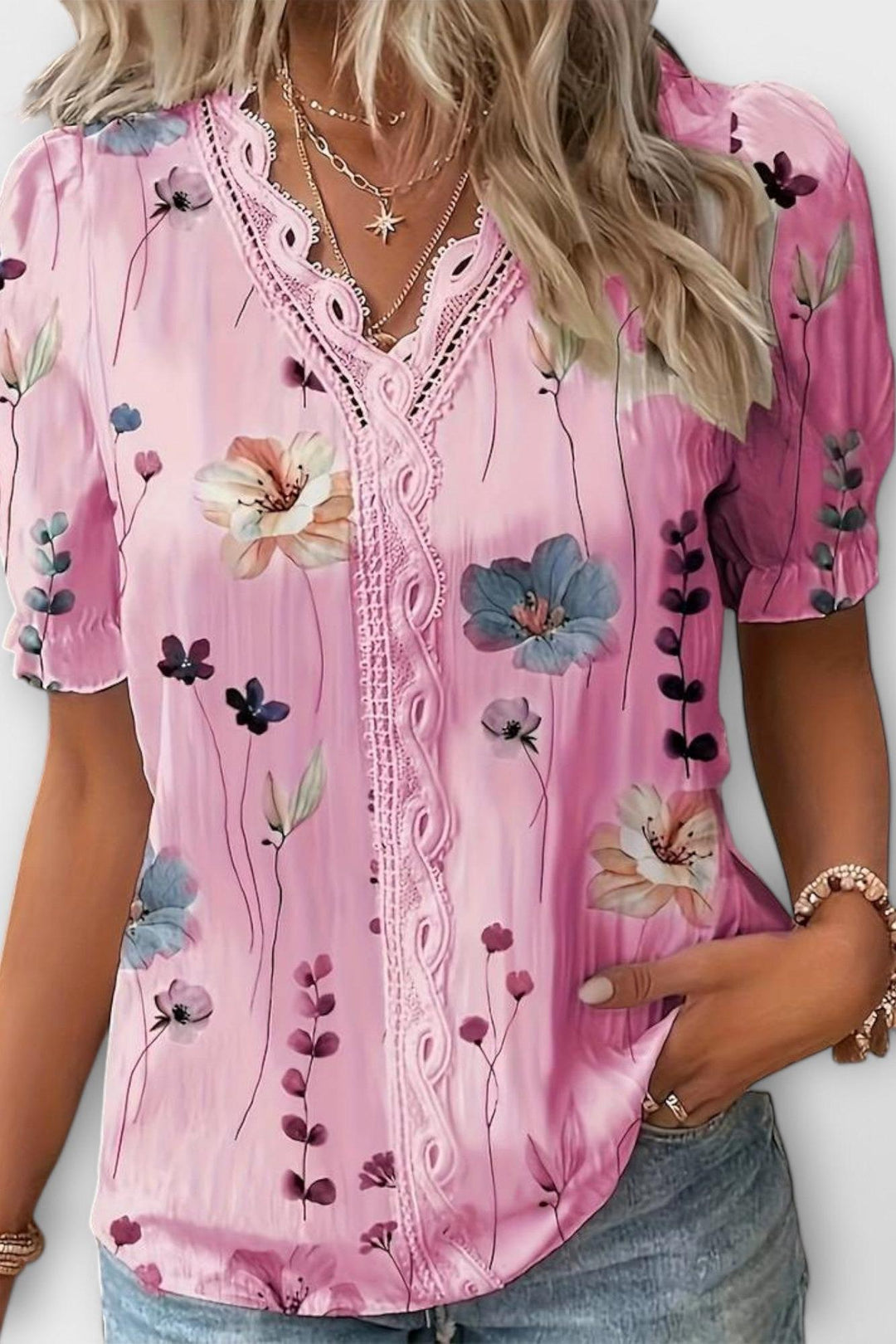 Bruna - Elegant top with a heart-shaped neckline