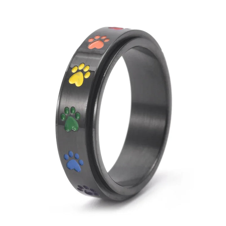 Rotating stress relief ring for paws