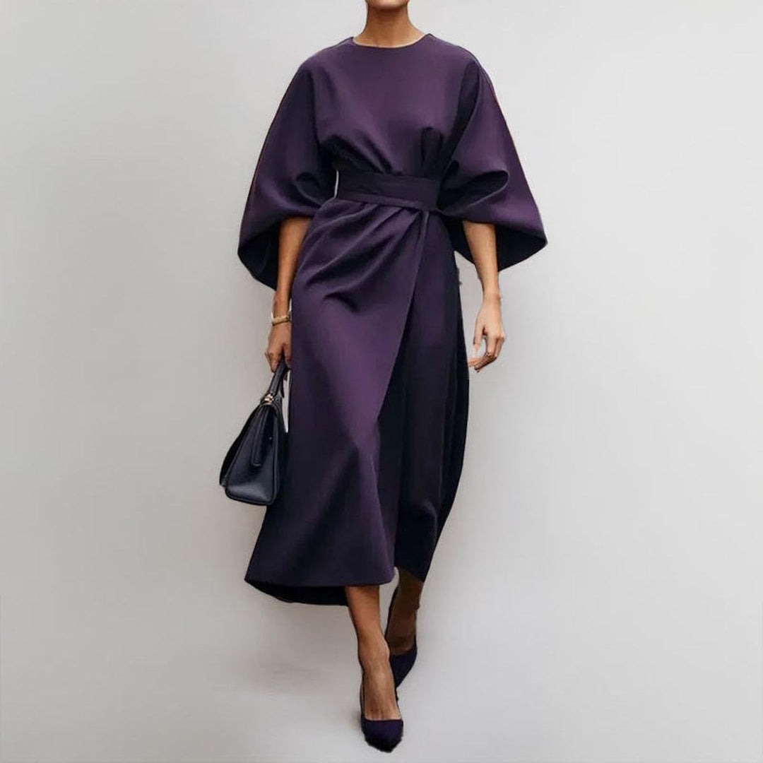Eldra | Maxi dress with batwing sleeves in satin finish